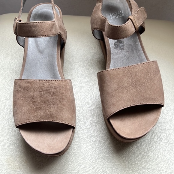 EILEEN FISHER "JASPER NUBUCK" PLATFORM LEATHER SANDALS SIZE 9 - Picture 14 of 16